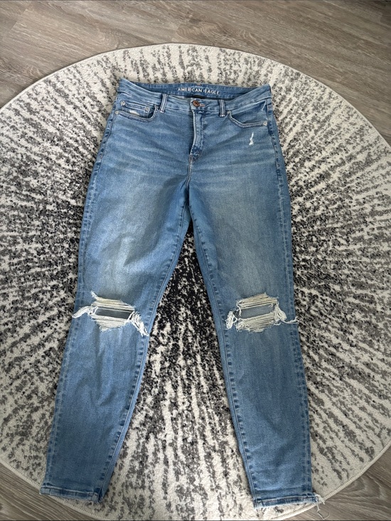American Eagle Outfitters Denim - American Eagle Outfitters Women's Distressed Curvy High Rise Jeggings - Sz 10